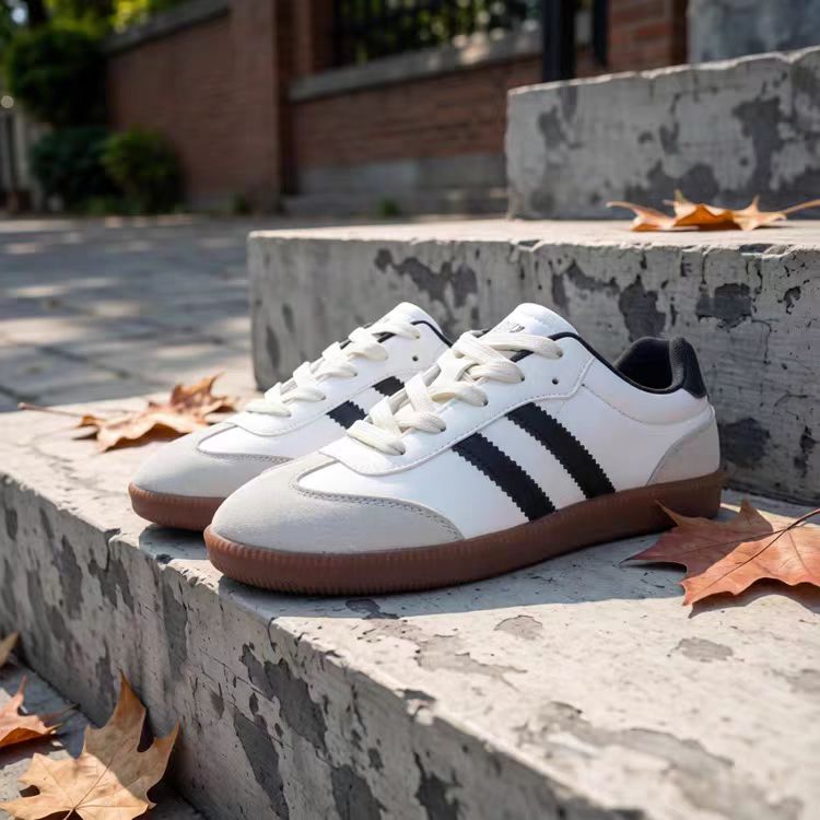New Women running shoes Low Top Sneakers Men shoe flat sneakers Pink black Blue mens womens trainers Mens casual shoe outdoor Trainer
