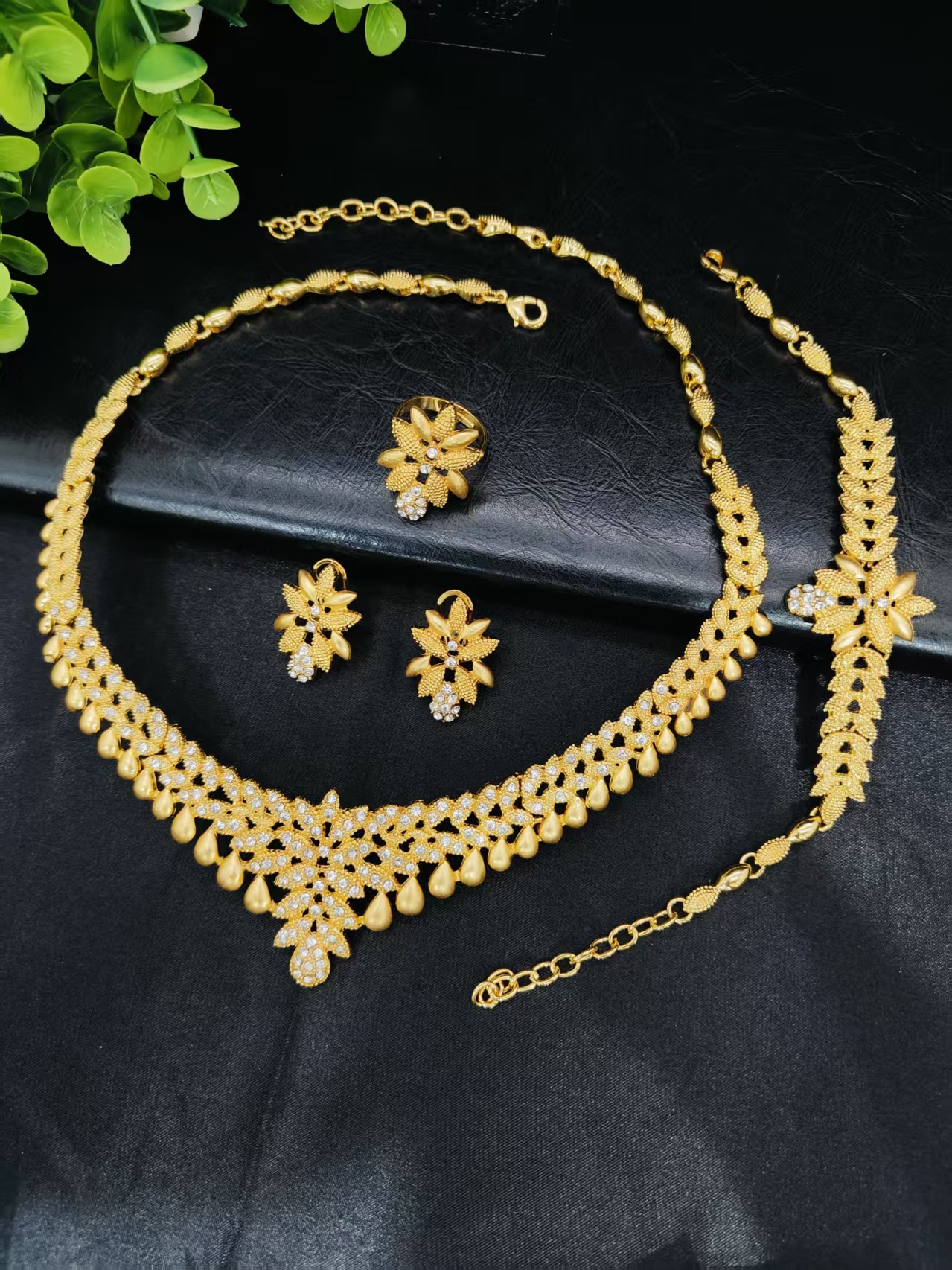 Luxury Dubai Necklace Sets For Women Wedding Water Drop Gold Plated African Jewelry Set Indian Jewellery Anniversary Gifts
