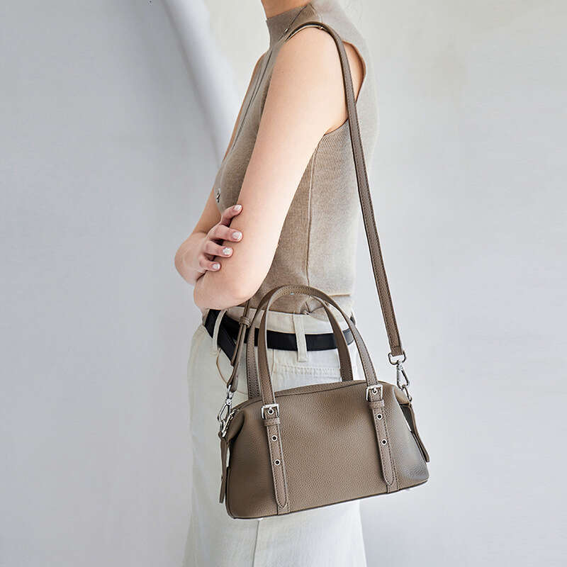 Top Layer Cowhide Boston Bag High End Large Capacity Commuter Shoulder Crossbody Handbag for Women SENYY