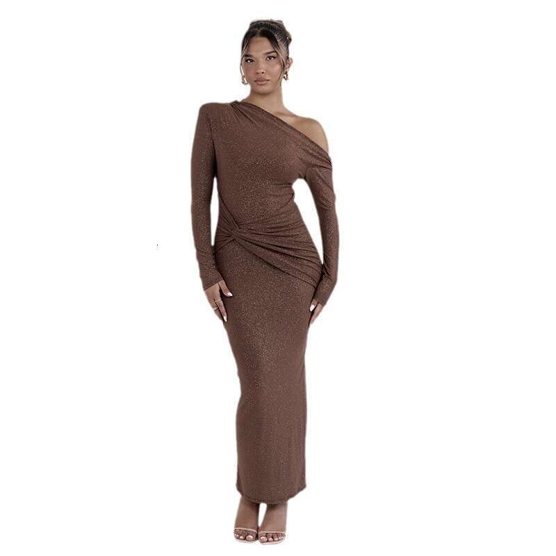 Asymmetrical Shoulder Sleeve Dress Ruched Bodycon Long Dress Autumn Winter New European American Style Sexy Slim Women Dress MAKOUFEI