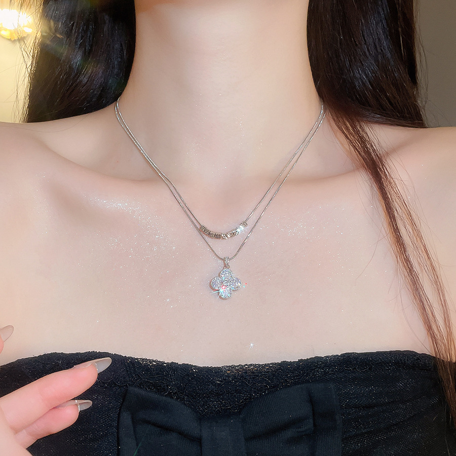 Double-layered silver zircon four-leaf clover pendant necklace for women, high-end, light luxury, niche collarbone chain, versatile accessory - view 5