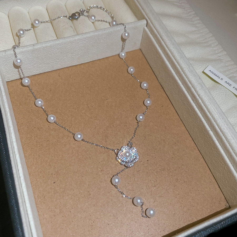 French Style Lazy Pearl Necklace for Women, Niche High-end Sense, Elegant Versatile Clavicle Chain, 2026 New Sweater Choker - view 5
