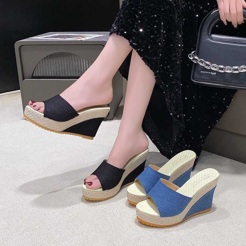 2026 The New Fashion Simple Temperament High Heel Sandals Sexy Thick Female Size High Heels Women Sandals Platform Sandals X260526