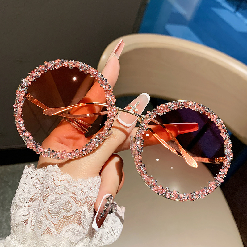 Round Crystal Embellished Sunglasses Gradient Lens Fashion UV Protection Eyewear