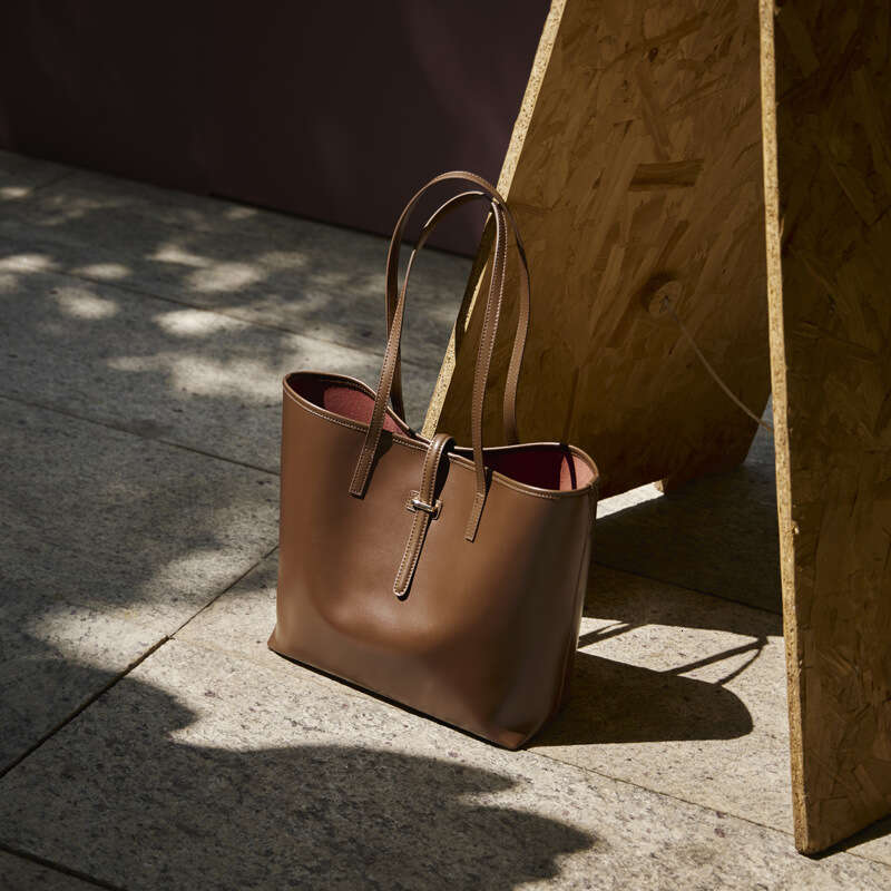 New Genuine Leather Tote Simple Large Capacity Shoulder High End Light Luxury Casual Bag Women Commuter Mother Daughter Daily Travel Bag SENYY