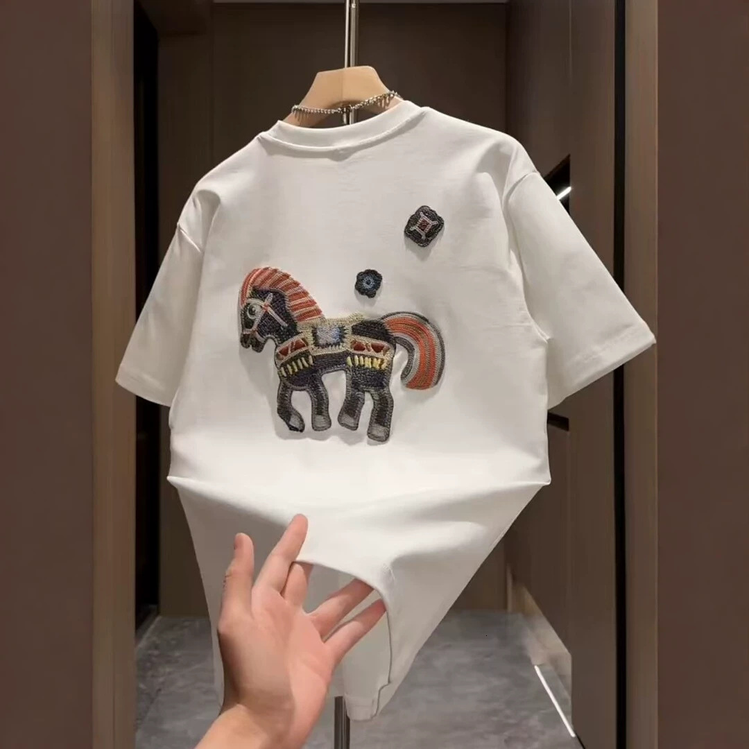 Luxury Young Men Designer T-shirt Fashion Brand High-end Quality Short Sleeved Men Summer New Item Plus Loose Embroidery Unique Round Neck Top Cool An