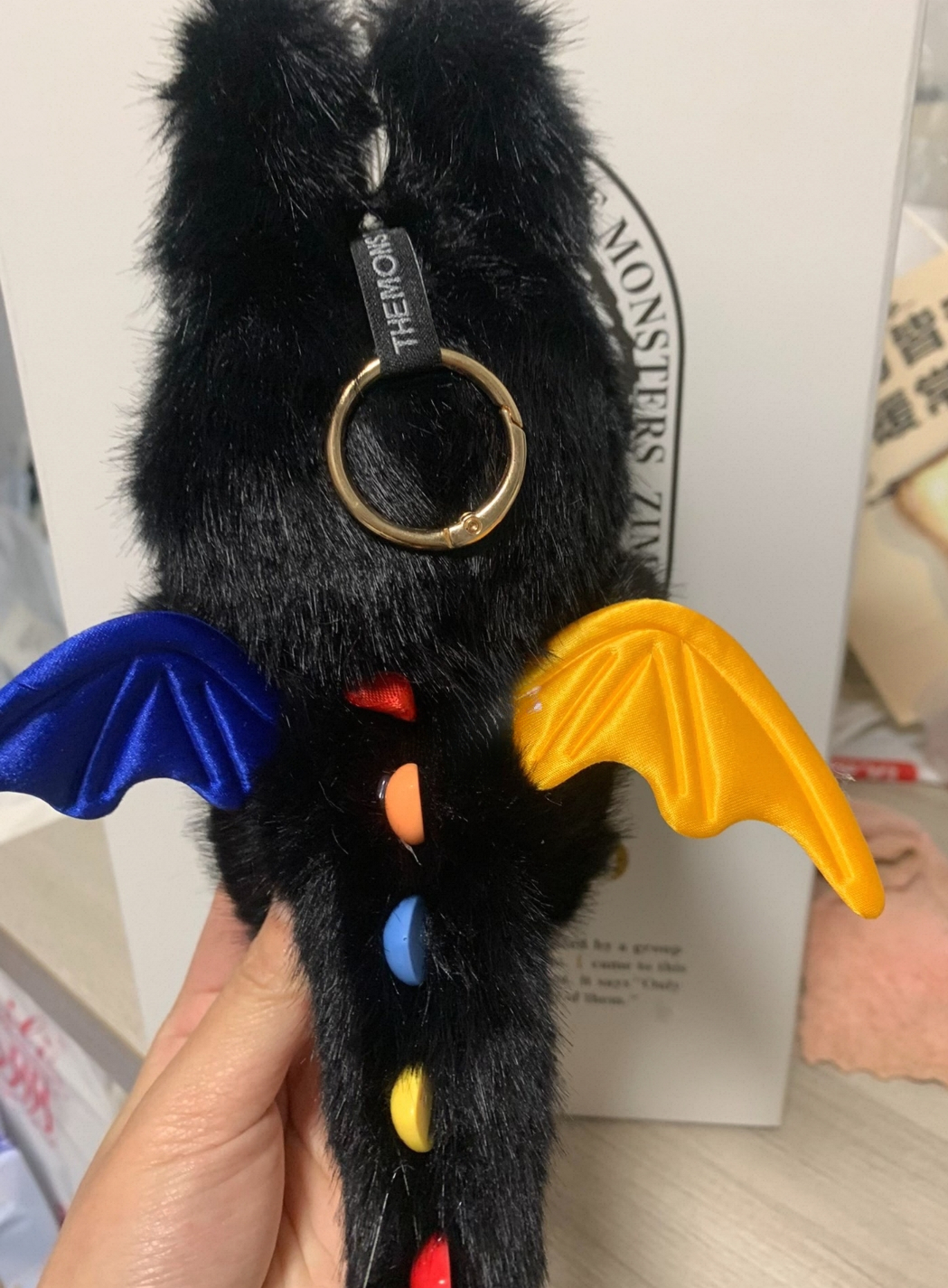 The Monsters Black Zimomo 17cm Exquisite Plush Doll with Colorful Dragon Wings & Heterochromatic Eyes Keychain QIAOWANTONG