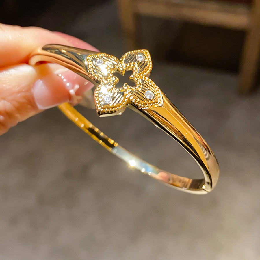 Real Gold-Plated Zircon Flower Chain Bracelet, Niche Vintage Court Style Wristband, Light Luxury designer bracelet High-End Jewelry - view 5