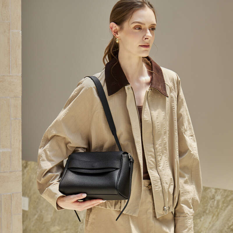 Top Layer Cowhide Soft Leather Shoulder Crossbody High End Commuter Underarm Women Bag Tofu Business Outdoor Daily Carry Pouch SENYY