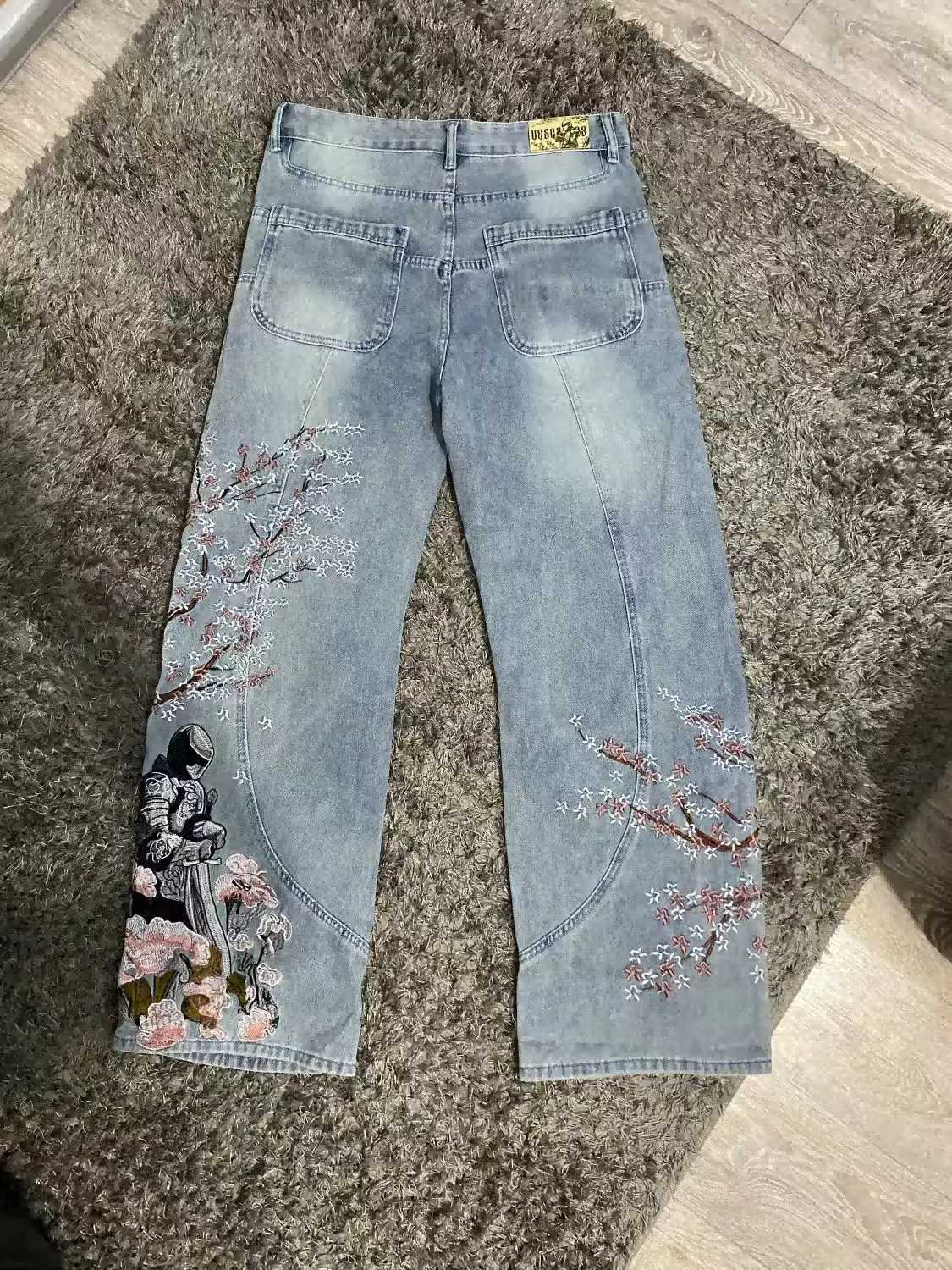 Retro Sakura Black Knight Embroidered Y2K Men Jeans Loose and Personalized Street Rap Niche Design Blue Hip HopWashed JeansT260527