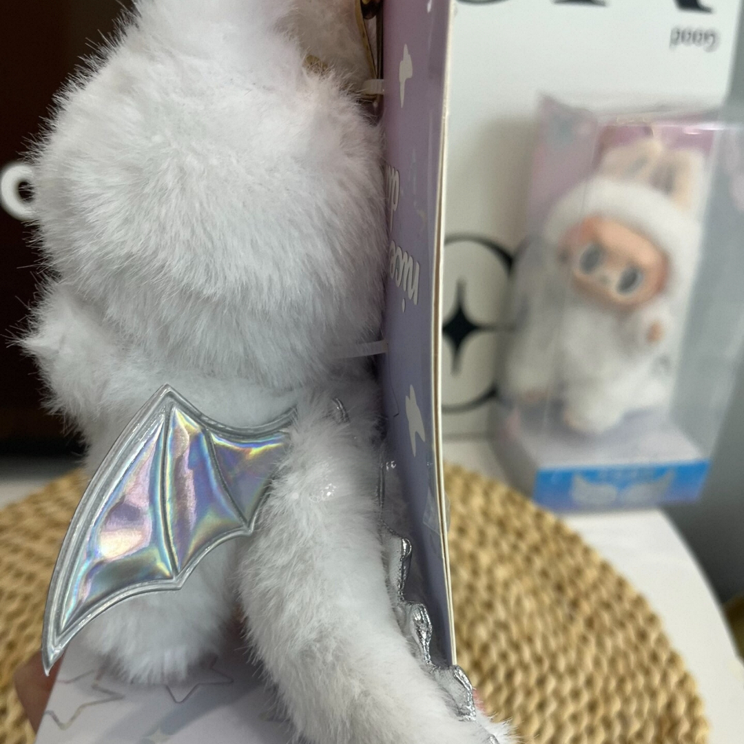 The Monsters Black Zimomo 17cm Exquisite Plush Doll with Colorful Dragon Wings & Heterochromatic Eyes Keychain QIAOWANTONG