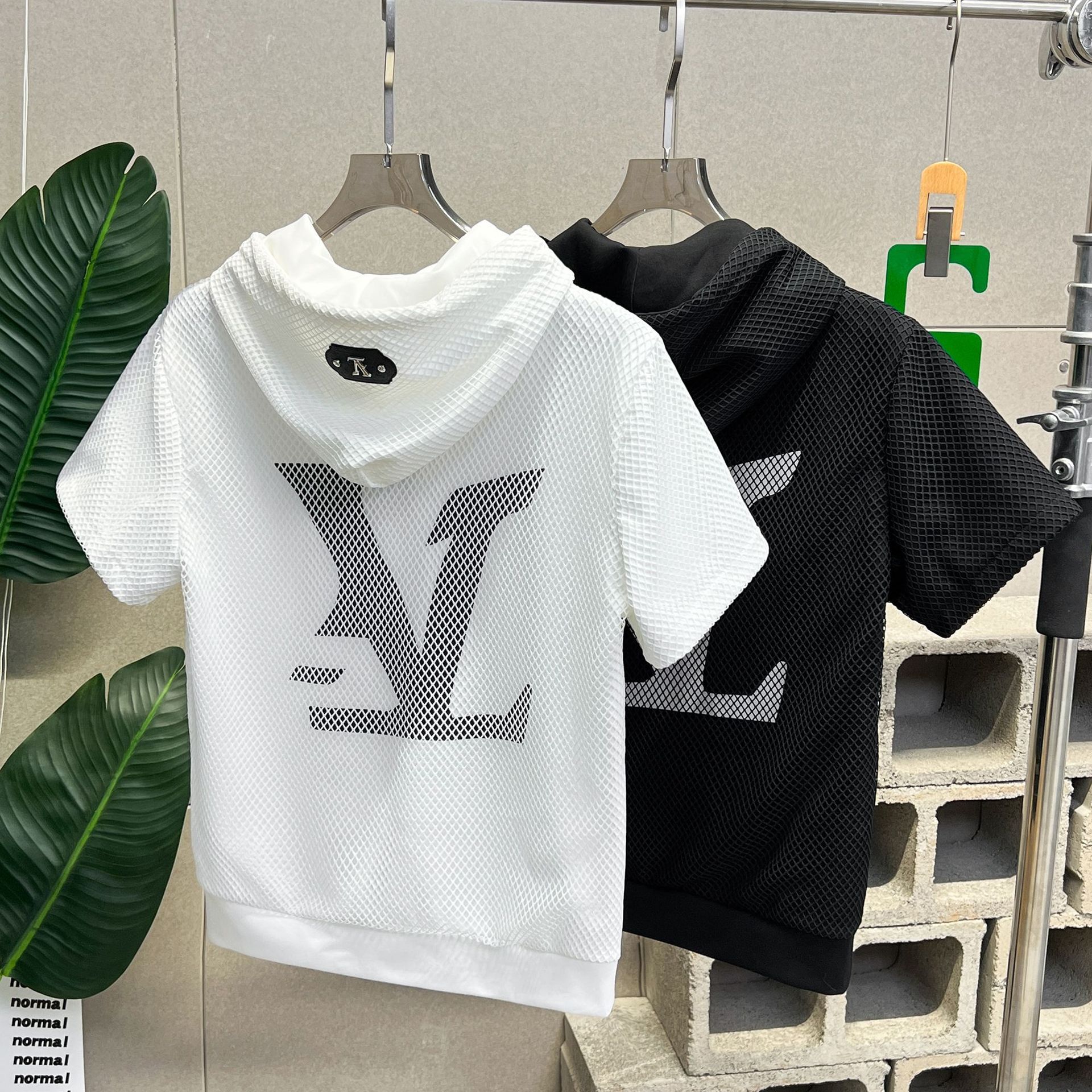 Top Designer Luxury Men's High-end Quality Trendy Letter Hoodie Summer New Hooded Short Sleeved Casual Loose High-end Fashionable Versatile Light