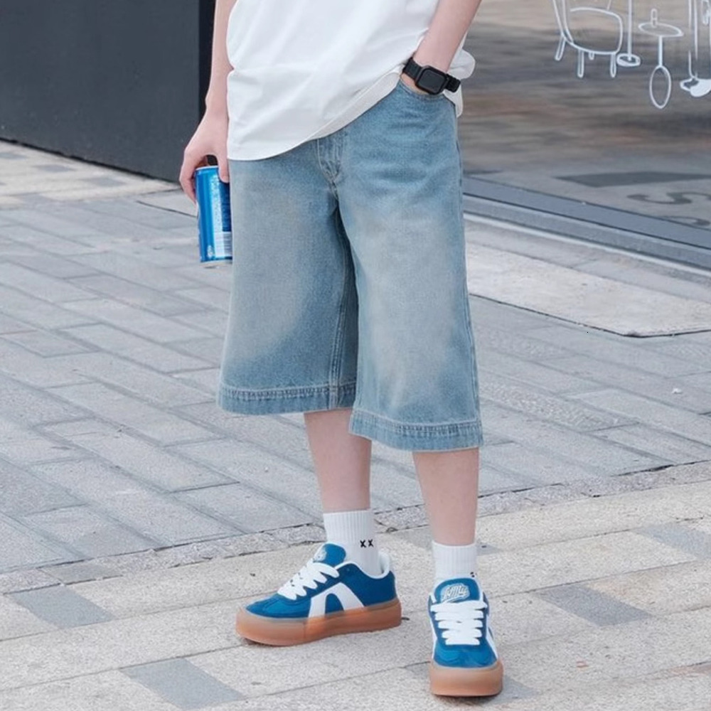Designer Running shoes Women Retro Street Style Red White Canvas Skate Shoes daily outfit