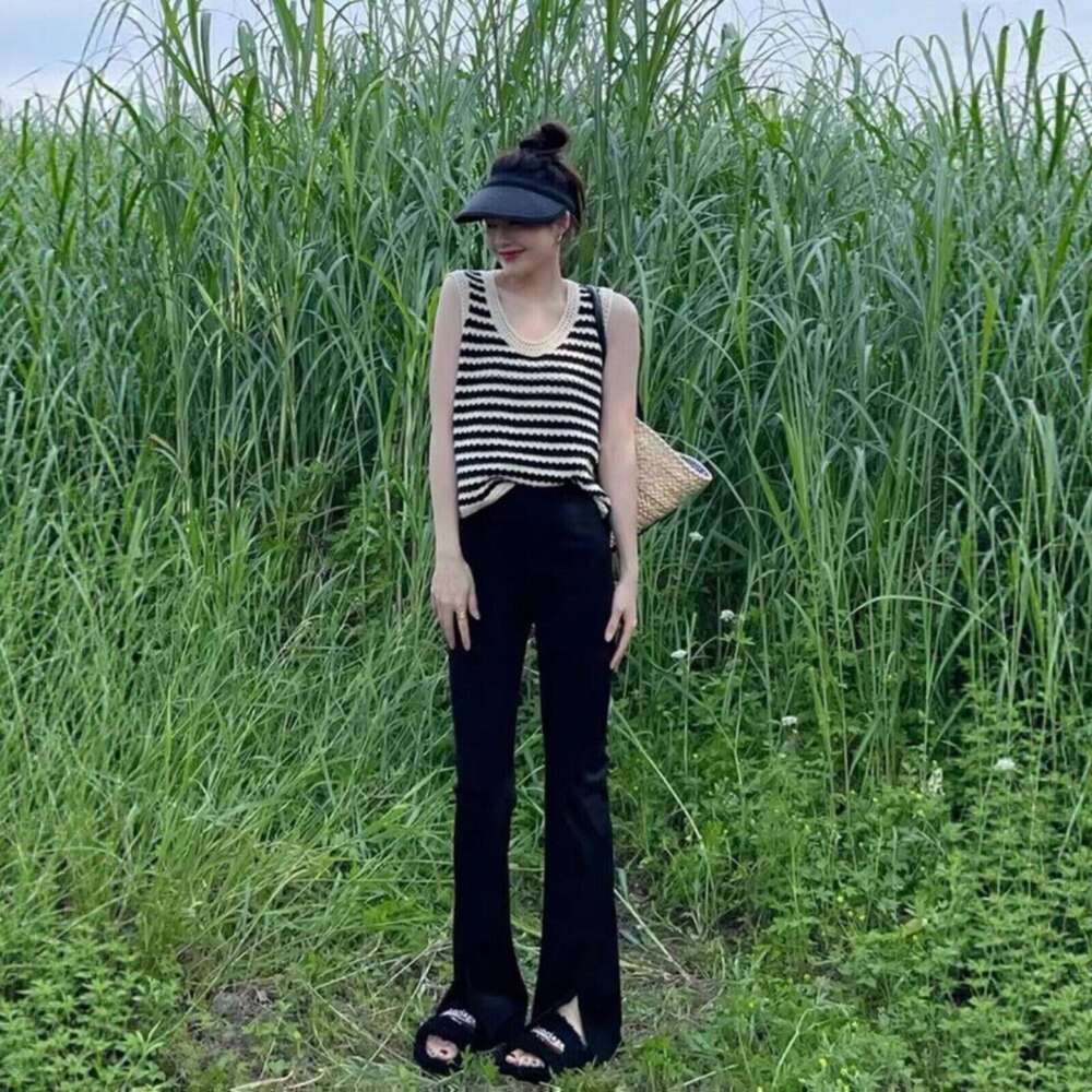 Striped Knit Sleeveless Vest French Style Loose Fit Hollow Design Summer Casual Top For Women MAKOUFEI