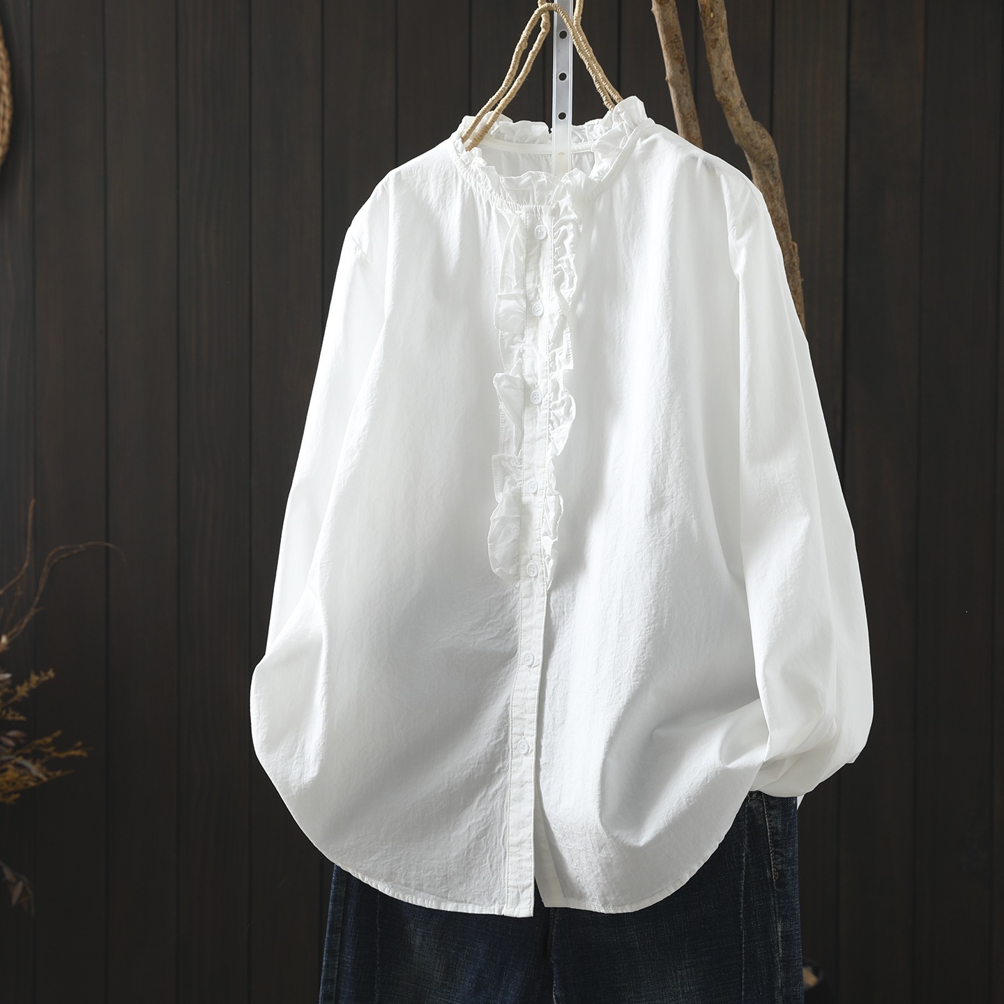 Elegant French Romantic Style Wood Ear Lace Trimmed White Blouse For Women High Fashionable Shirt With Button 250318