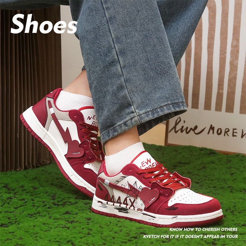 Fashion Gifts Unisex Red White Heart Graffiti Skate Sneakers Leather Upper For Street Style Daily Walking - view 3
