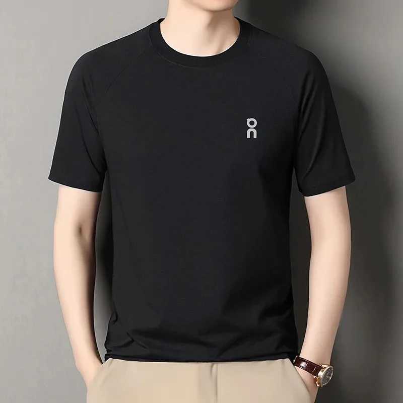 Mens short sleeved printed T-shirt summer new style round neck loose fit suitable for middle-aged and young people Z260528