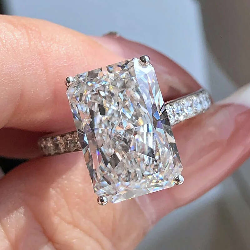 Radiant Cut Diamond Ring: CVD Halo Engagement Ring for Women, Timeless Gift Designer for Proposal & Anniversary
