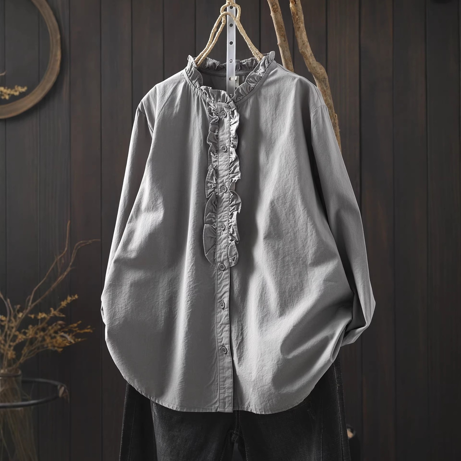 Elegant French Romantic Style Wood Ear Lace Trimmed White Blouse For Women High Fashionable Shirt With Button 250318
