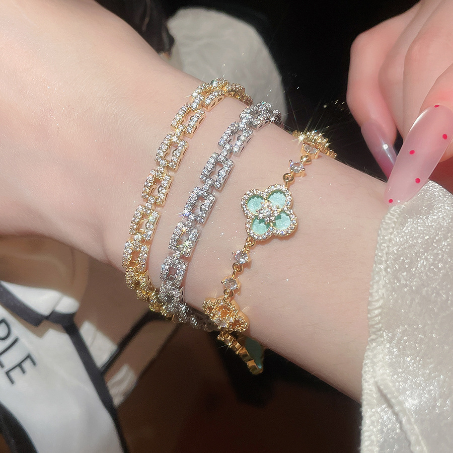 European and American Cross-Border Diamond-Shaped Hollow Zircon Flower Bracelet Light Luxury High-End Fashion Trend Versatile Women's Jewelry - view 5