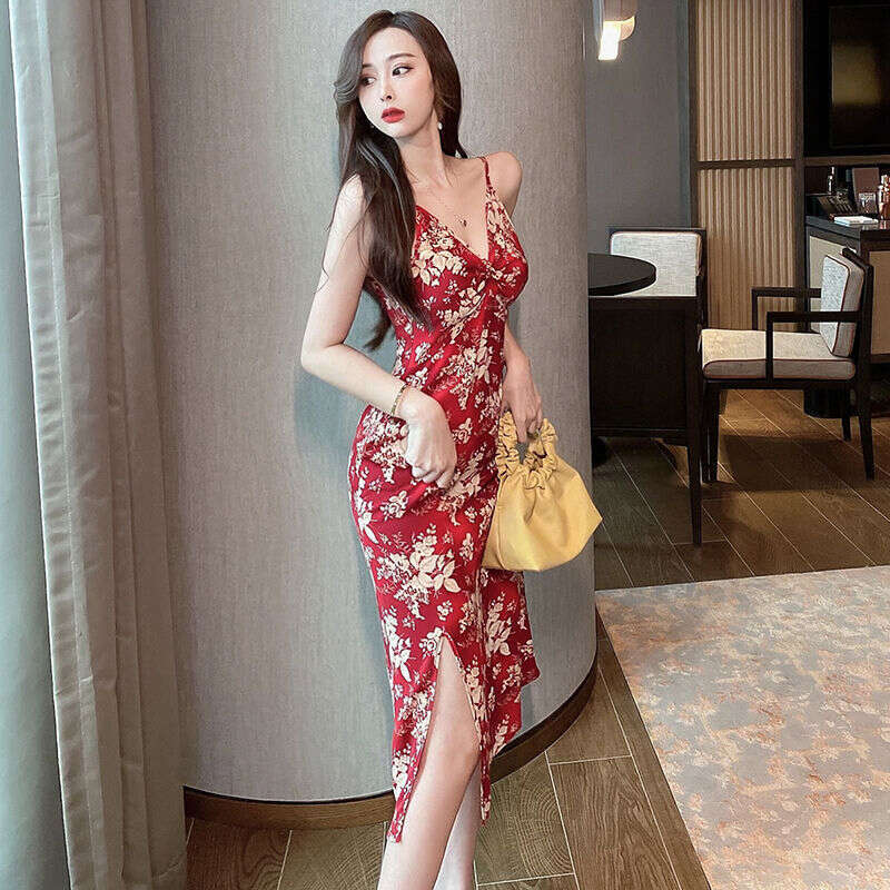 Red Floral Print Camisole Dress Summer Style Waist Cinching Long Slim Fit Outer Wear Elegant Daily Dress For Women MAKOUFEI