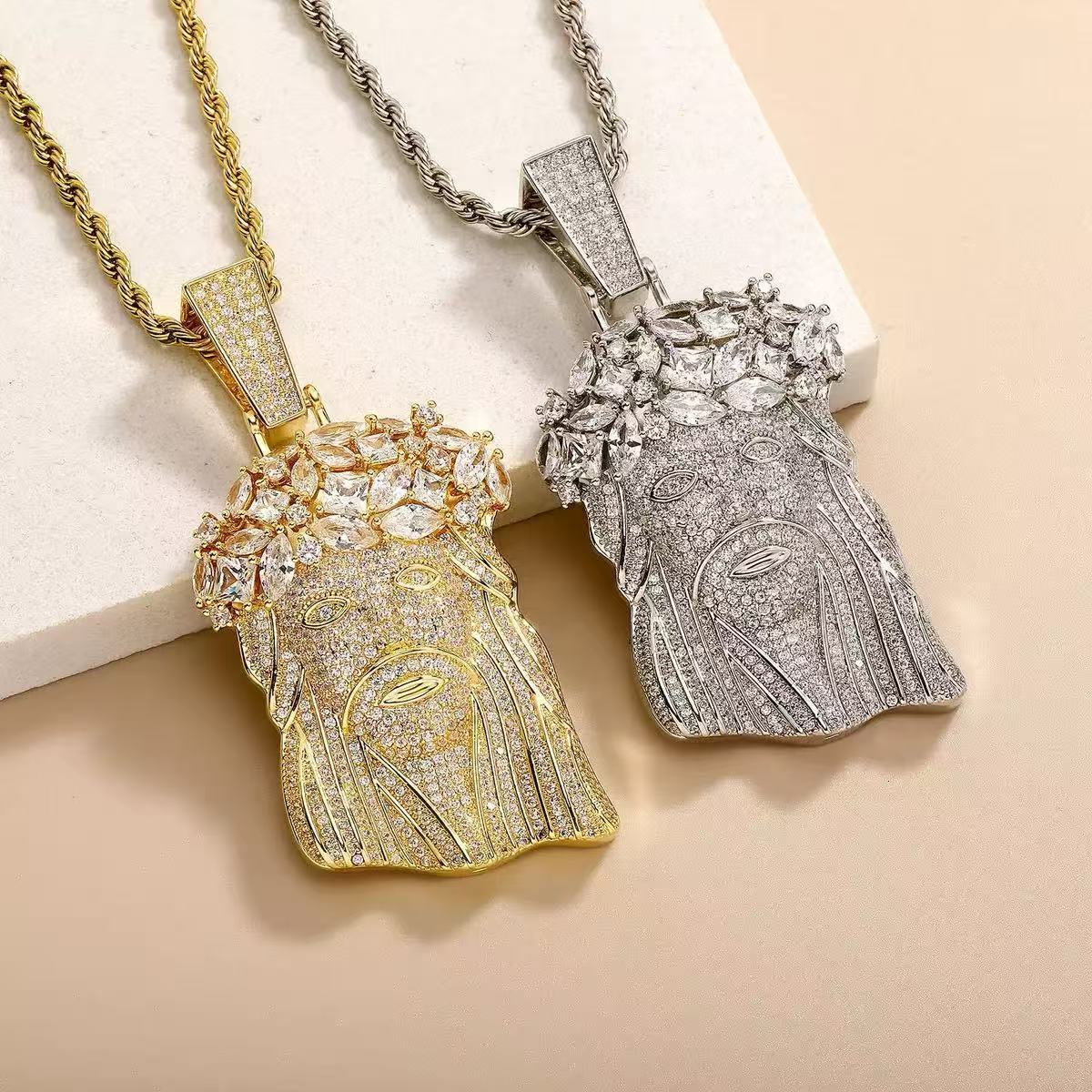 925 Silver New Design Moissanite Jesus Head Charms Pendant Custom Hip Hop Moissanite Diamond Jewelry Iced Out Jesus Jade Pendant