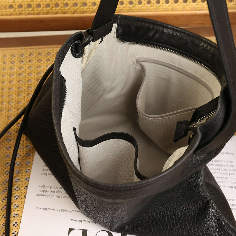 Women Commuter Hobo Underarm Bag Asymmetric Design Bubble Pattern Soft Sheepskin Horn Bag Daily Casual Lazy Style Handbag SENYY