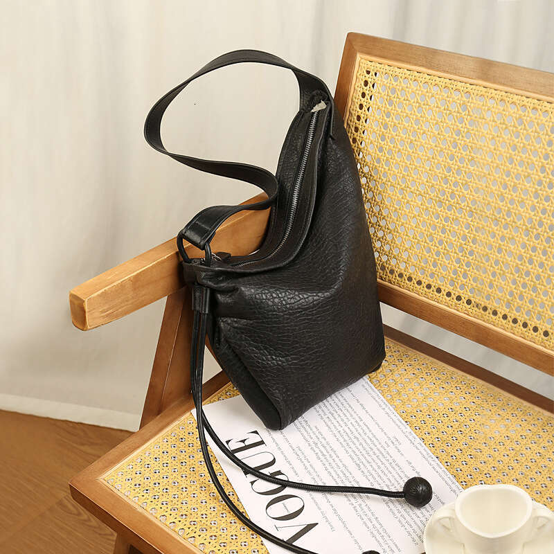 Women Commuter Hobo Underarm Bag Asymmetric Design Bubble Pattern Soft Sheepskin Horn Bag Daily Casual Lazy Style Handbag SENYY