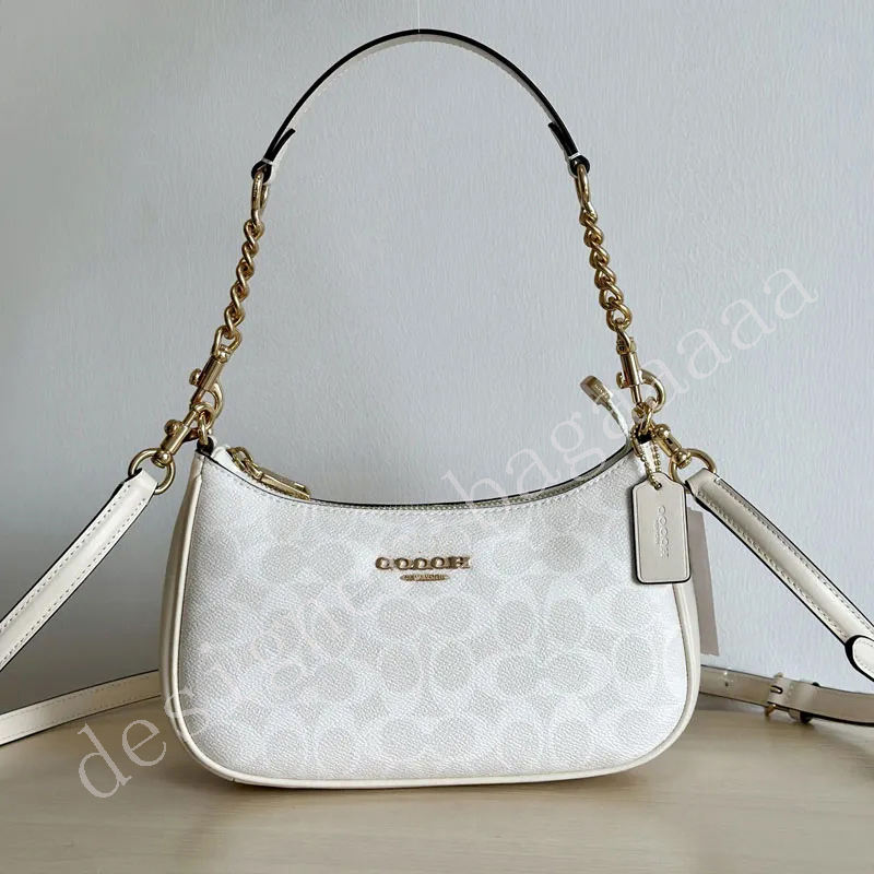 Wholesale Ladies Fashion Bag Shoulder Bag Underarm Bag Designer Simple Bag Mini Handbag Underarm Bag Classic Peplum Purse Wallet Alphabet Bag Fashionable portabe2