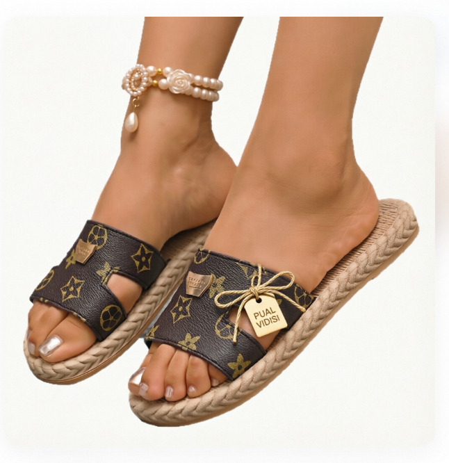 Womens Classic Brown Print Slide Sandals For Beach And Lounging daily outfit