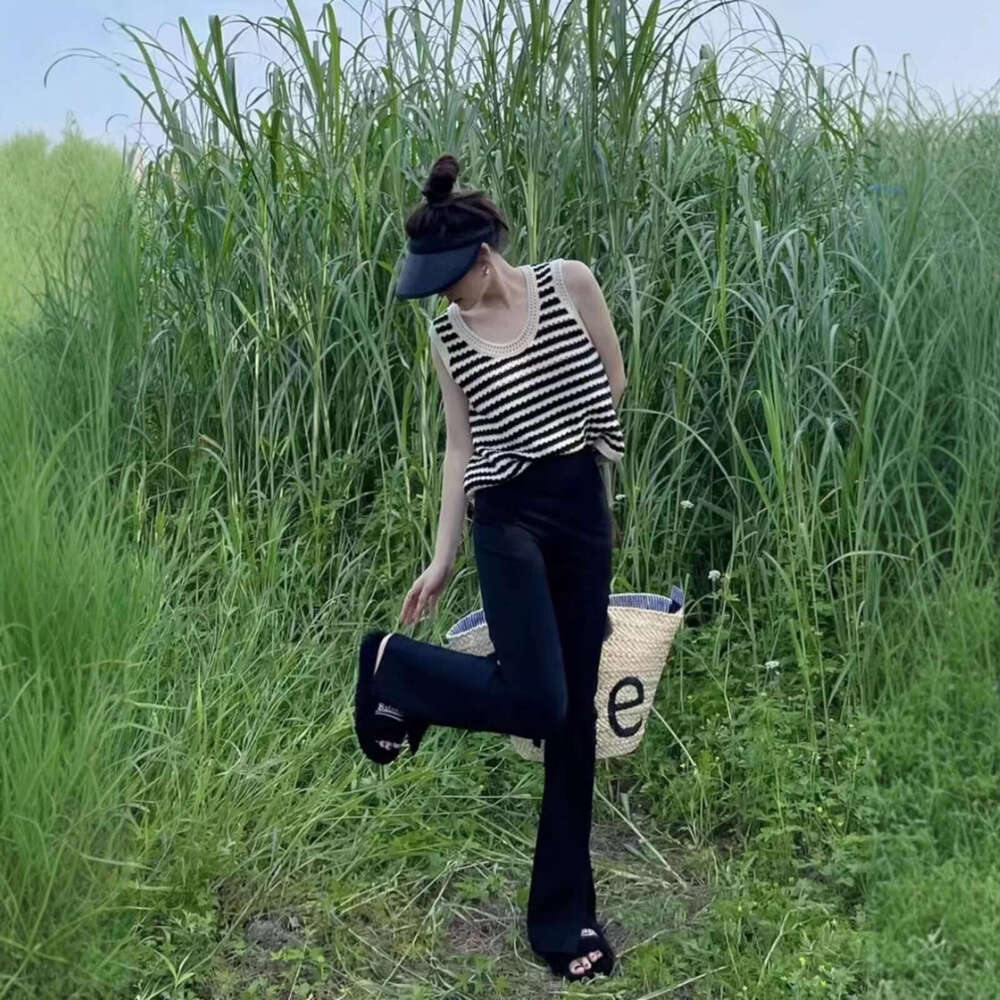 Striped Knit Sleeveless Vest French Style Loose Fit Hollow Design Summer Casual Top For Women MAKOUFEI
