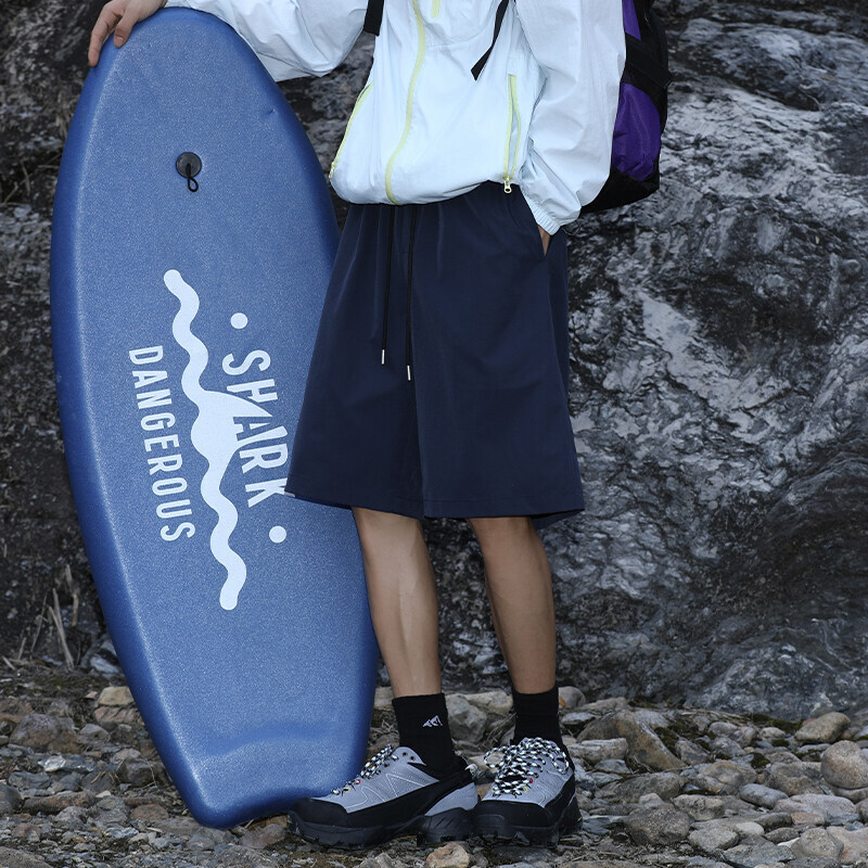 High End Luxury Men's Designer Beach Pants With High Texture Skin Friendly Lightweight Fast Drying Ice Silk Shorts New Outdoor Casual Knee Length