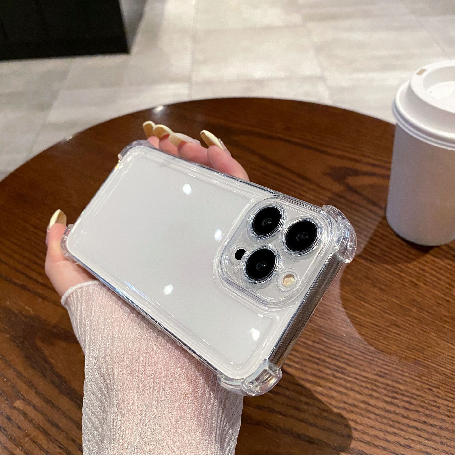 Suitable for iPhone 17 transparent phone case 15PROMAX four-corner anti-drop space shell protective cover Apple 17e airbag