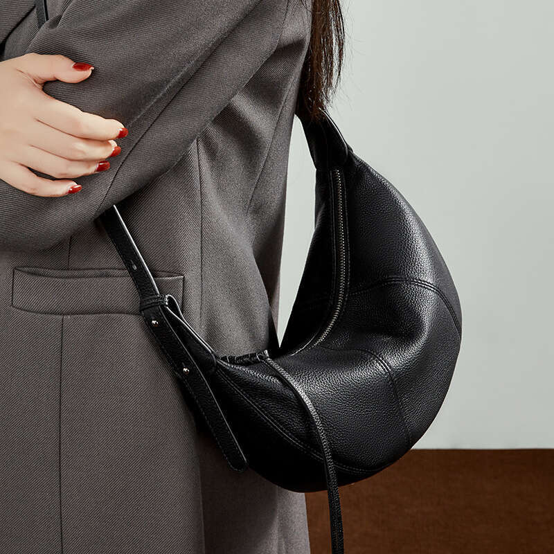 Top Layer Cowhide Horn Dumpling Bag Solid Color Soft Leather Niche Style Women Single Shoulder Crossbody Commuter Bag SENYY
