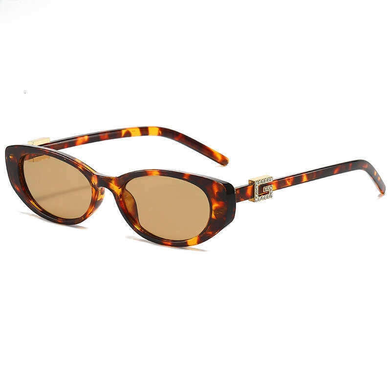 Retro Cat Eye Sunglasses With G Logo Rhinestone Detail UV400 for Women Daily Wear