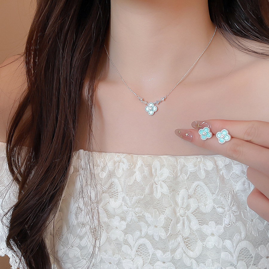 Zircon flower pendant necklace earrings, niche exquisite and elegant collarbone chain, light luxury high-end jewelry set - view 3