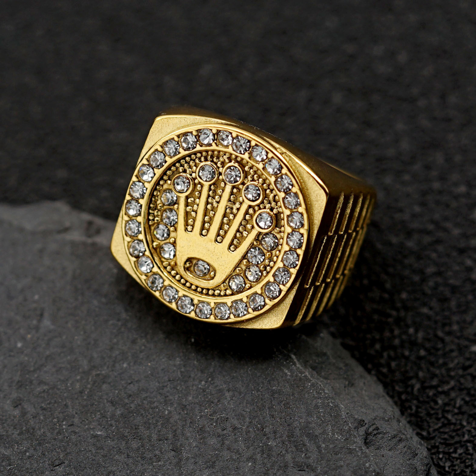 Crown three stone ring Hip Hop nightclub Stainless Steel Cartoon Ring Gold PlatedID 5010419925143 260518