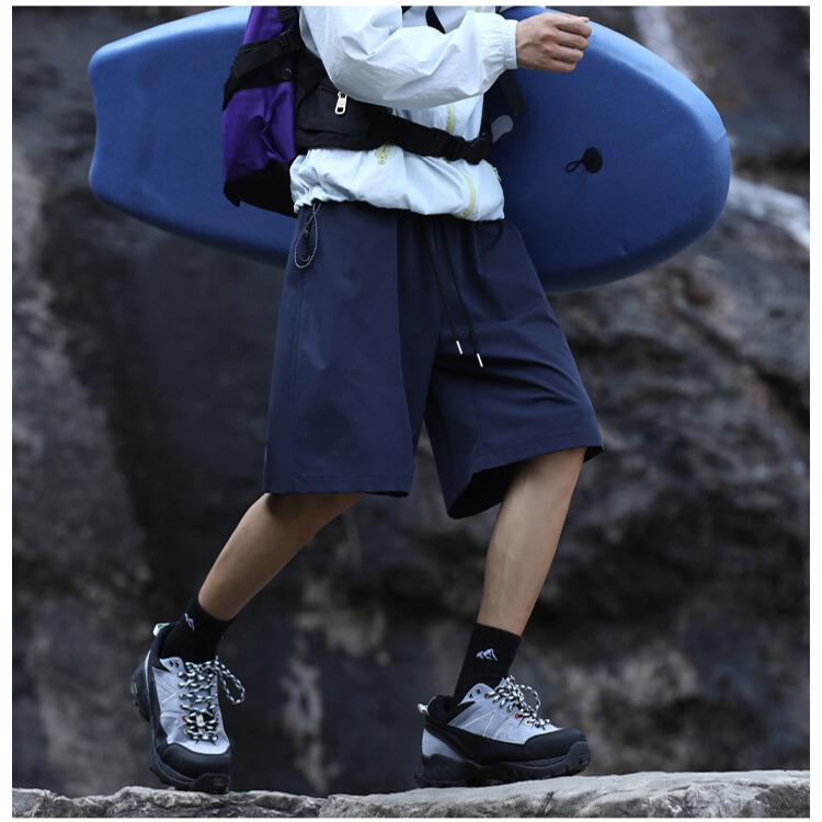 High End Luxury Men's Designer Beach Pants With High Texture Skin Friendly Lightweight Fast Drying Ice Silk Shorts New Outdoor Casual Knee Length