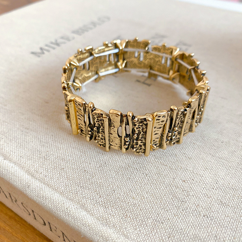European and American cross-border vintage metal irregular patchwork retro ethnic style bracelet, niche high-end women's jewelry - view 8