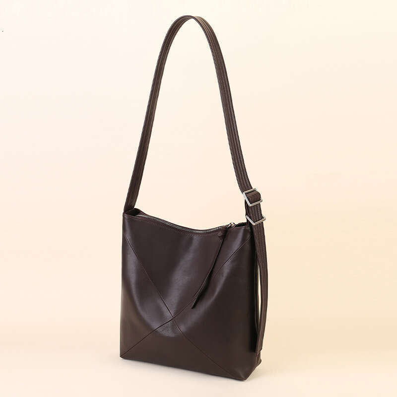 Simple Stylish Genuine Leather Bucket Bag, Lightweight Large Capacity Women Crossbody Shoulder Tote Bag, Ideal for Daily Use Work Commute SENYY
