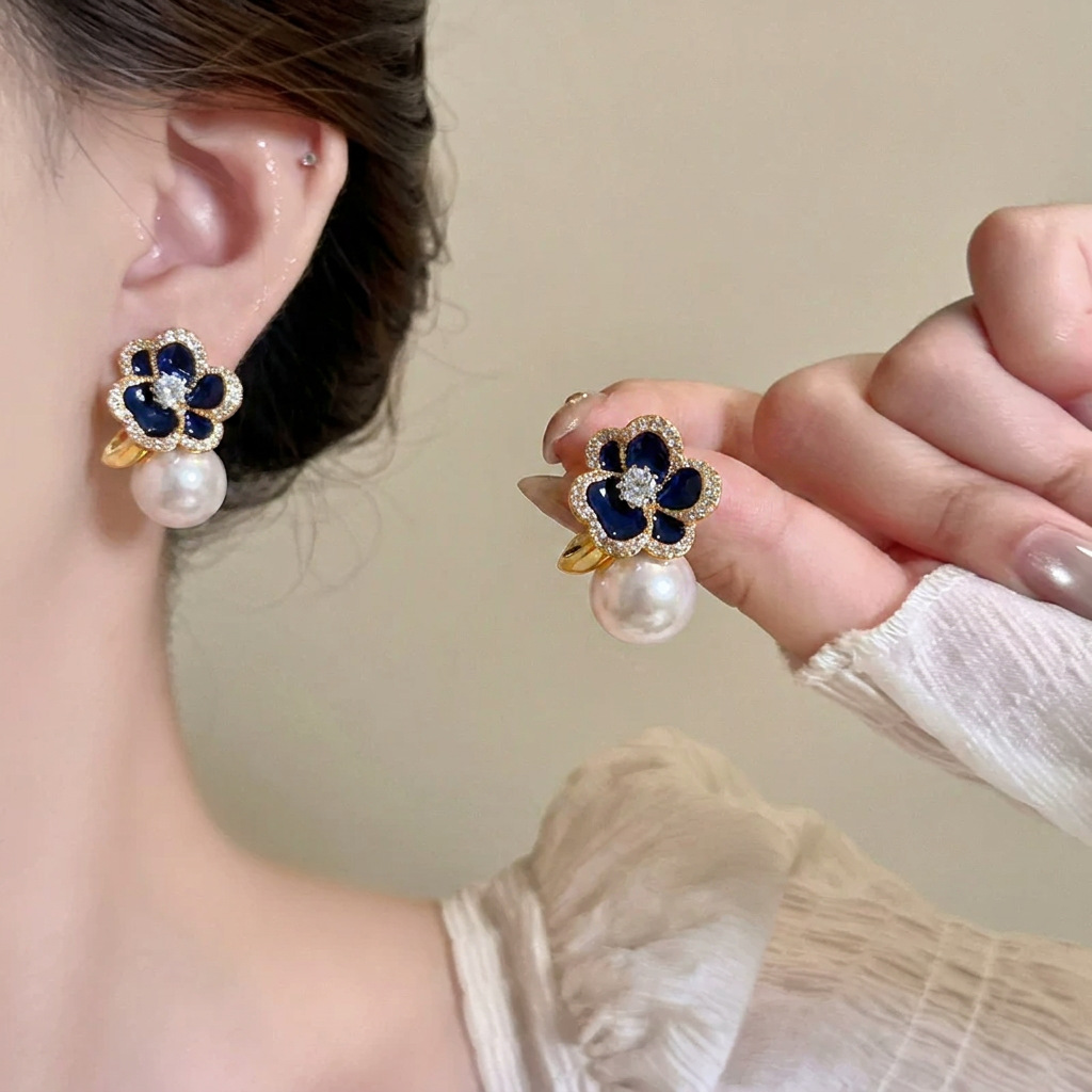 Black mountain flower tea zircon and pearl stud light luxury high-end earrings, elegant women's jewelry - view 4