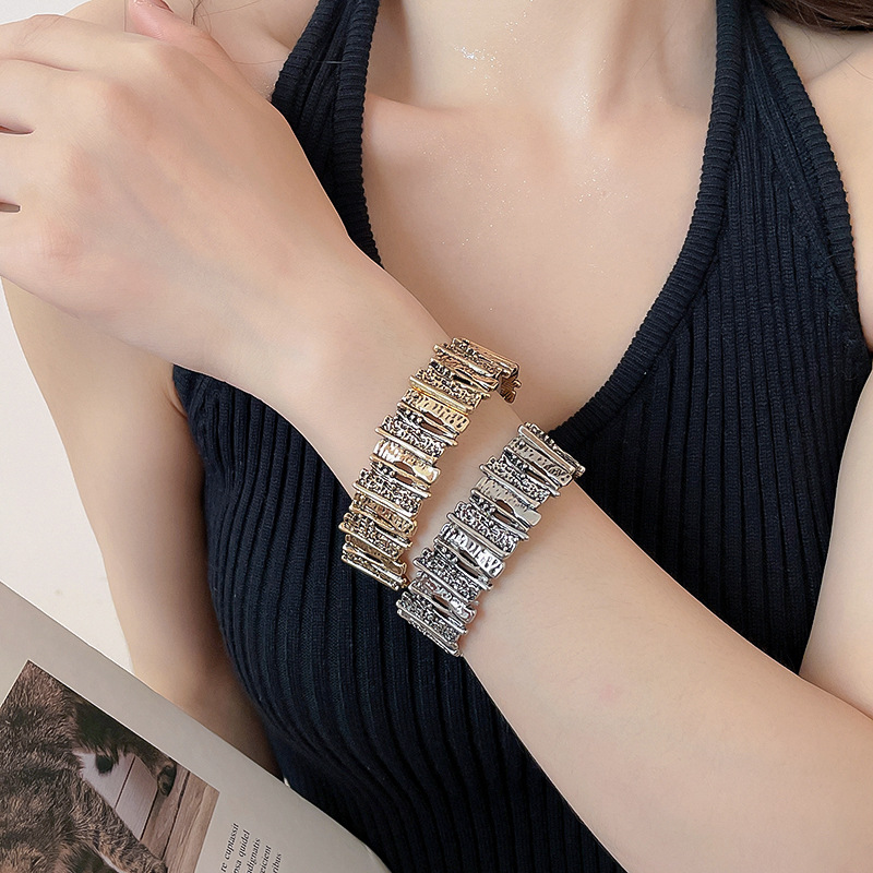 European and American cross-border vintage metal irregular patchwork retro ethnic style bracelet, niche high-end women's jewelry - view 4