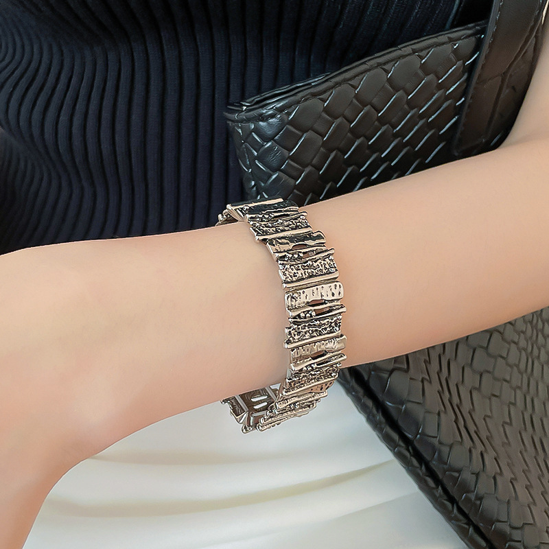European and American cross-border vintage metal irregular patchwork retro ethnic style bracelet, niche high-end women's jewelry - view 6