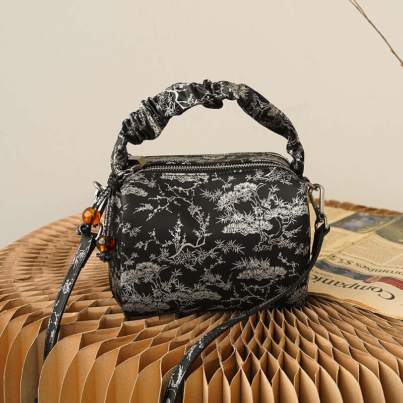 New Chinese style national trend embroidered women bag retro casual pillow lunchbox bag top layer cowhide shoulder crossbody bag SENYY