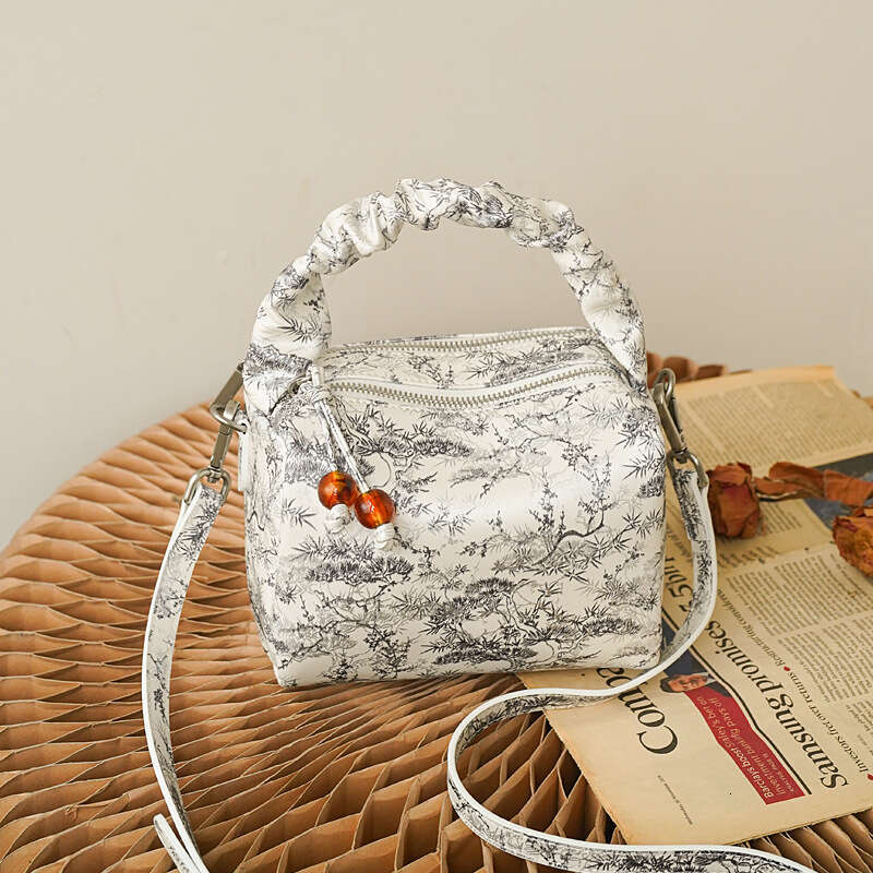 New Chinese style national trend embroidered women bag retro casual pillow lunchbox bag top layer cowhide shoulder crossbody bag SENYY