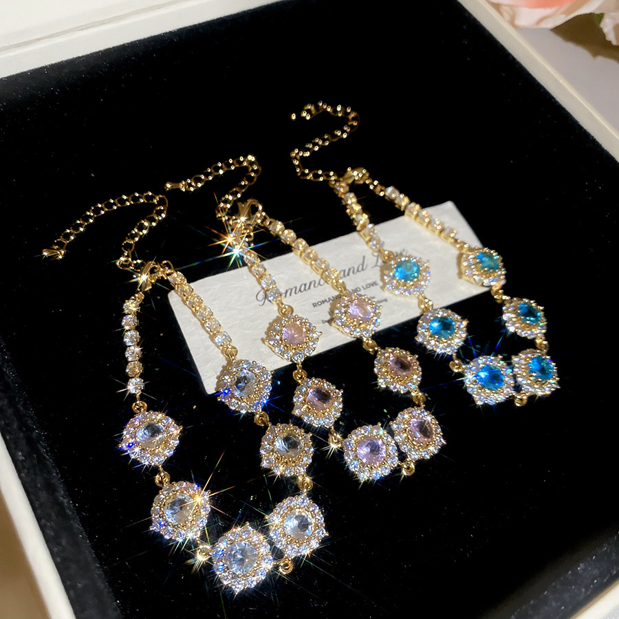 18K real gold plated zircon round flower light luxury, high-end exquisite bracelet, fashionable jewelry for women - view 9