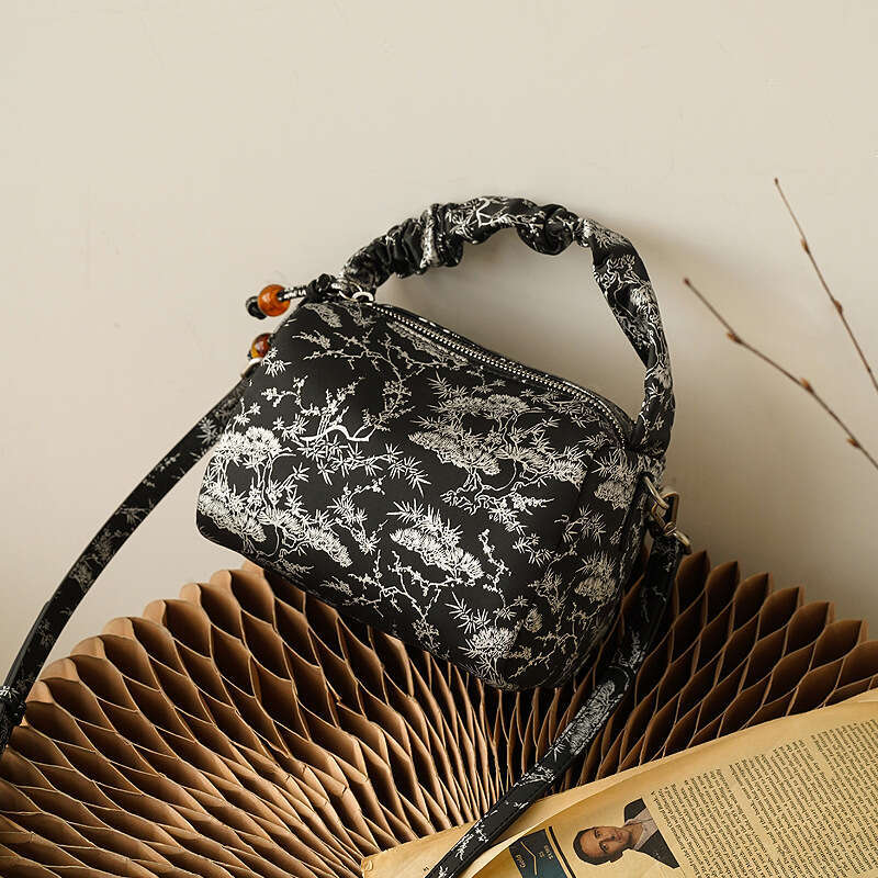 New Chinese style national trend embroidered women bag retro casual pillow lunchbox bag top layer cowhide shoulder crossbody bag SENYY