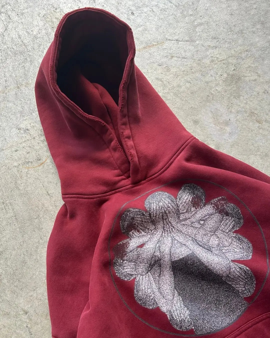Red Artistic Pattern Print Womens Unisex Pullover Hoodie Casual Stylish Versatile Unique Style Hooded Sweatshirt for Daily Wear 260530 - view 3