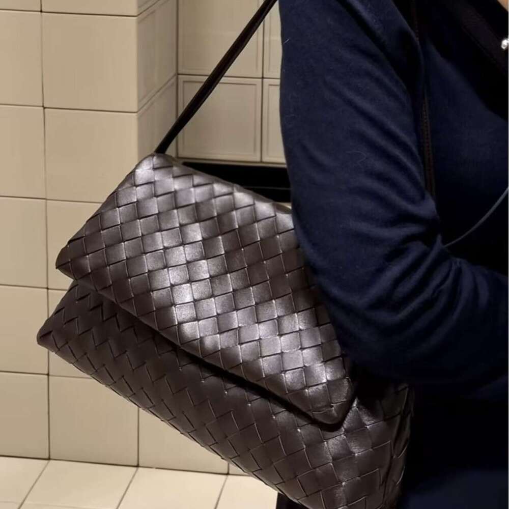 Flap shoulder bag genuine leather small square bag vintage handmade woven handbag fashionable crossbody daily bag SENYY