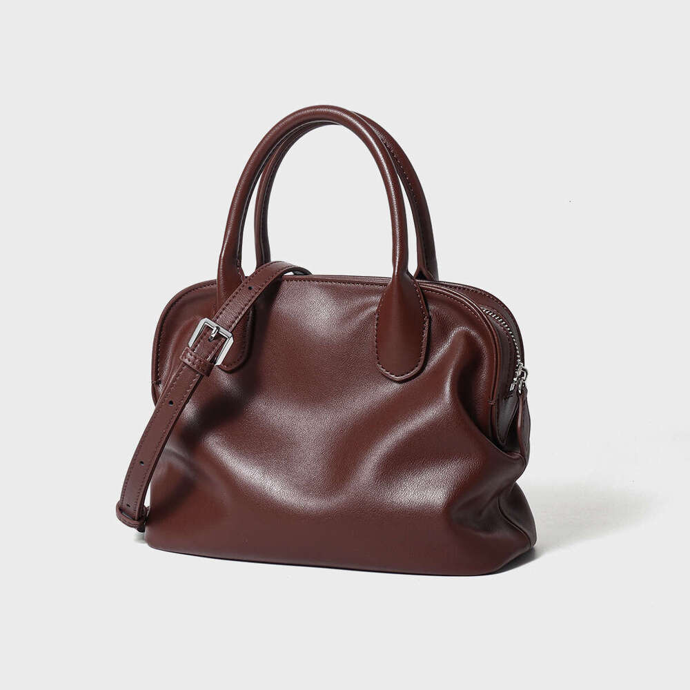 Niche design retro cowhide fashion shell handbag versatile new style genuine leather large capacity shoulder and handbag SENYY